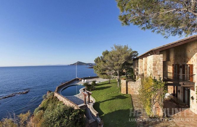 Best Places to Buy a Holiday Home in France 2 buy a holiday home in france
