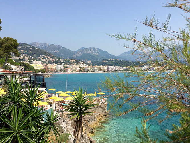 Pearls by the Sea: The French Riviera's Most Beautiful Buildings 7