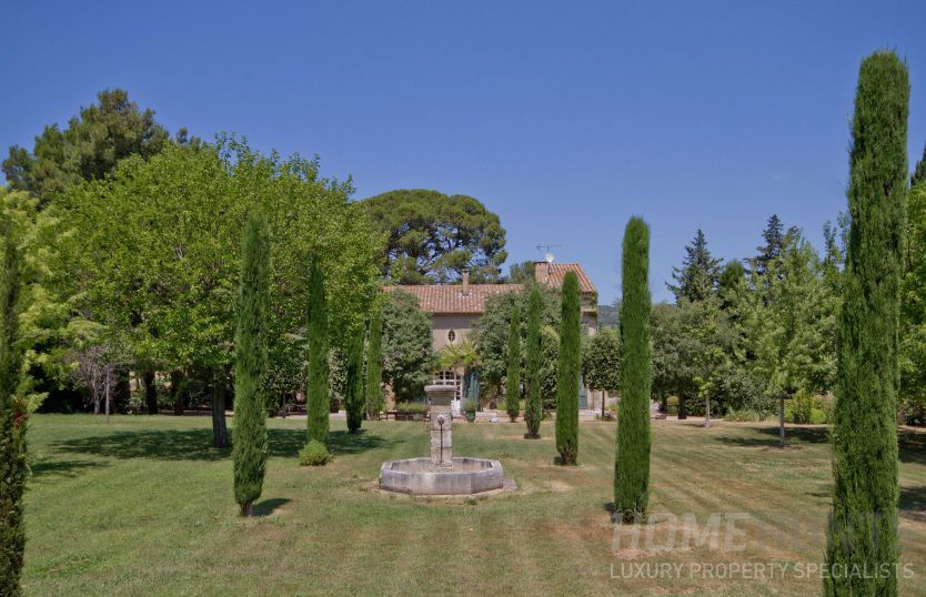What are the property hotspots of Arles? 2 property hotspots in arles