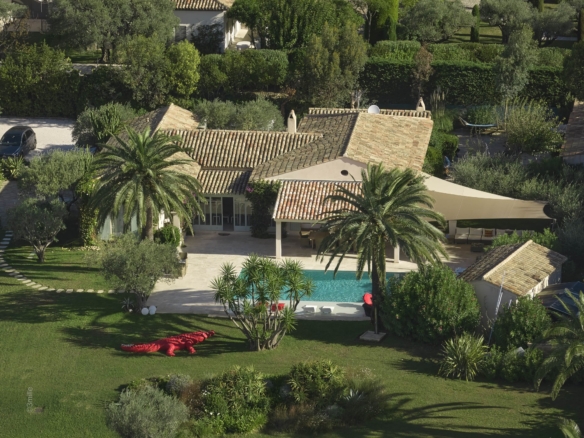 8 Bedroom Villa/House in Saint Tropez 10