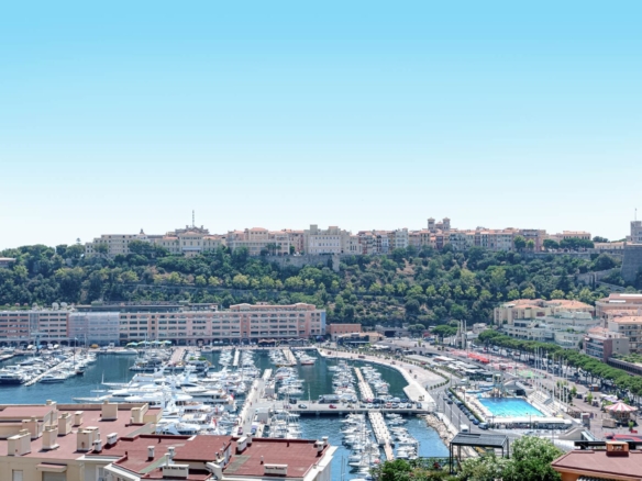 2 Bedroom Apartment in Monaco 24