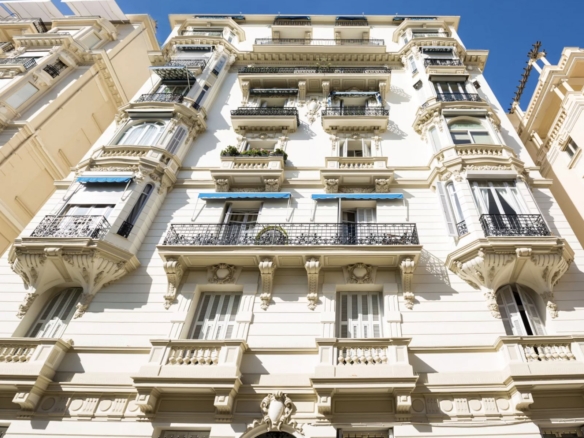 2 Bedroom Apartment in Monaco 14
