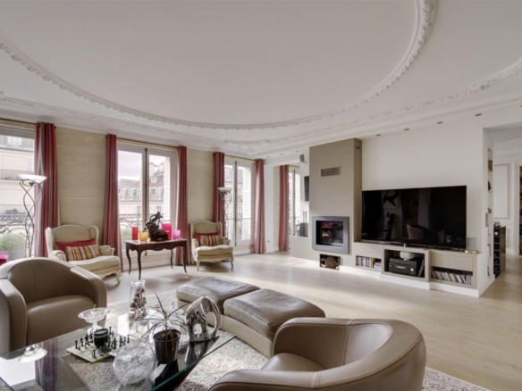 2 Bedroom Apartment in Paris 6th (Saint Germain des Prés – Luxembourg) 12