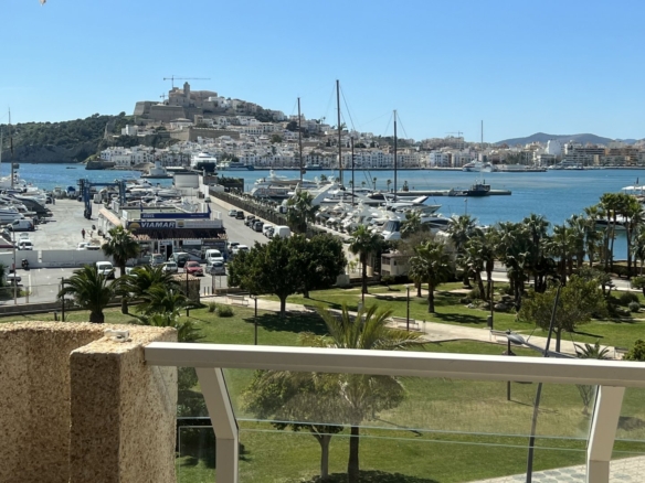 4 Bedroom Apartment in Ibiza 10