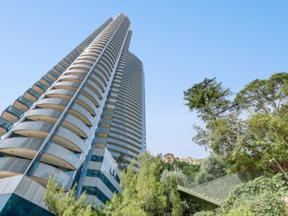3 Bedroom Apartment in Monaco 2