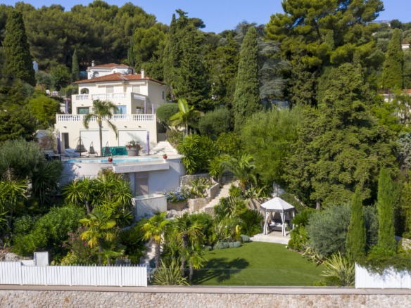 5 Bedroom Villa/House in Roquebrune Cap Martin 6