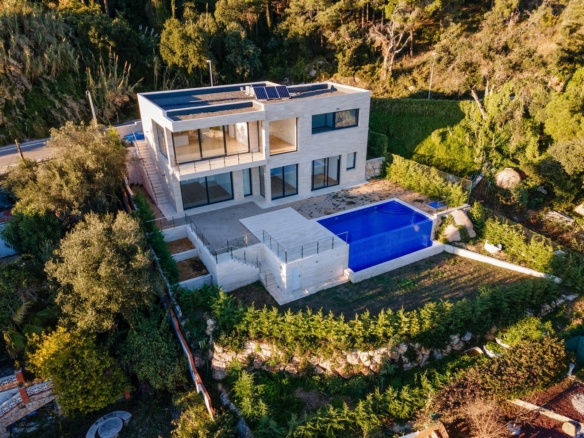4 Bedroom Villa/House in Lloret De Mar 20