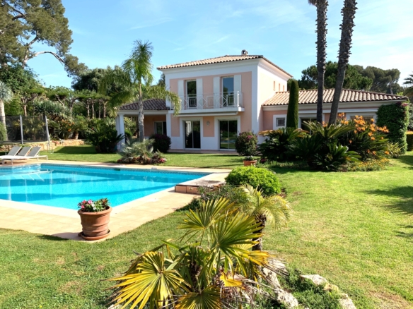 4 Bedroom Villa/House in Cap D Antibes 28