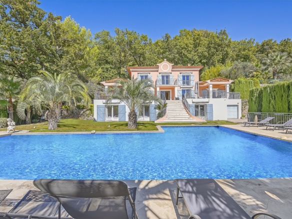 7 Bedroom Villa/House in Grasse 22