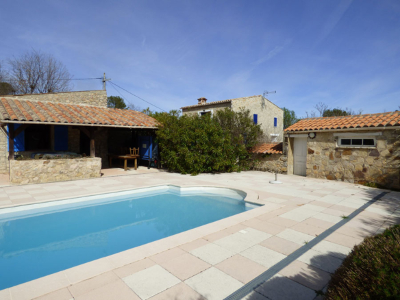 5 Bedroom Villa/House in St Paul En Foret 8
