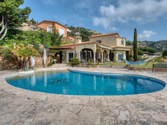 4 Bedroom Villa/House in Platja D’aro 7