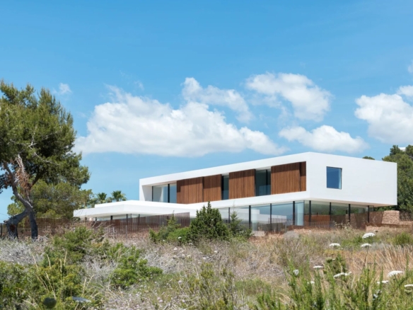 6 Bedroom Villa/House in Cap Martinet 26