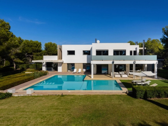 5 Bedroom Villa/House in Es Cana 10