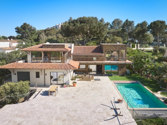 5 Bedroom Villa/House in Cavalaire Sur Mer 36