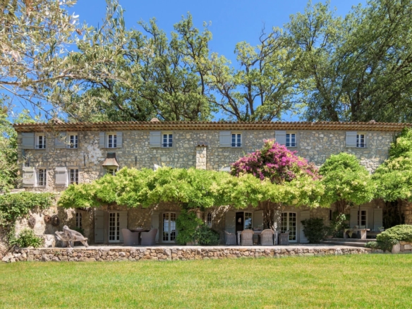 5 Bedroom Villa/House in Chateauneuf Grasse 20
