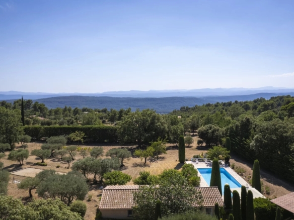 7 Bedroom Villa/House in Tourtour 14