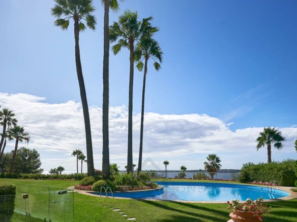 3 Bedroom Apartment in Cannes 10