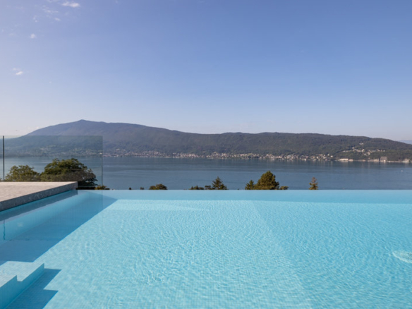 5 Bedroom Villa/House in Veyrier Du Lac 28