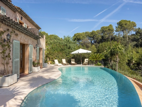 5 Bedroom Villa/House in Le Golfe Juan 20