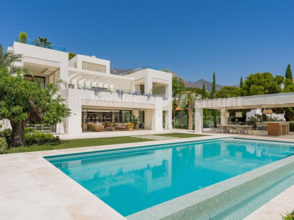 5 Bedroom Villa/House in Marbella 36