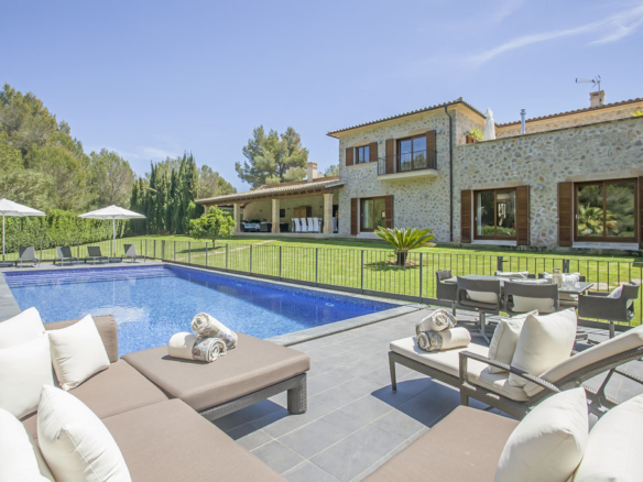 5 Bedroom Villa/House in Santa Ponsa 6