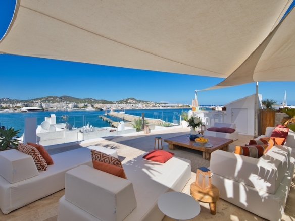 2 Bedroom Apartment in Ibiza 30