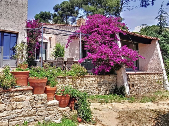 5 Bedroom Villa/House in La Cadiere D Azur 26