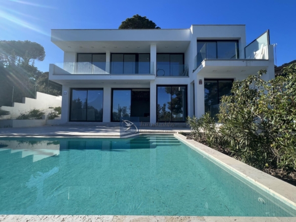 5 Bedroom Villa/House in Sant Antoni De Calonge 34