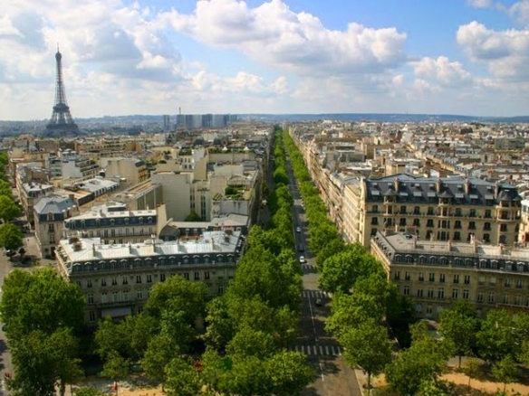 10 Bedroom Apartment in Paris 16th (Trocadéro – Etoile – Passy) 4