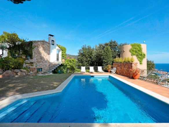 6 Bedroom Villa/House in Llafranc 22