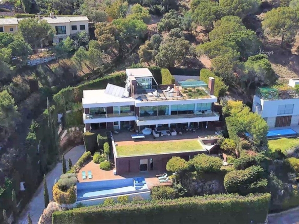 6 Bedroom Villa/House in Sant Feliu De Guixols 18
