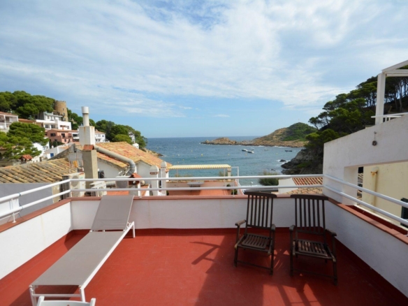 Villa/House For Sale in Begur 10