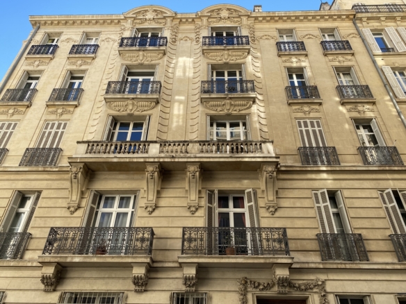 5 Bedroom Apartment in Marseille 20