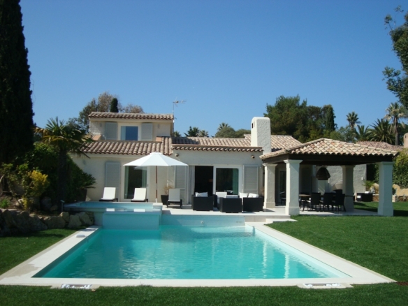 Villa/House For Sale in Saint Tropez 18