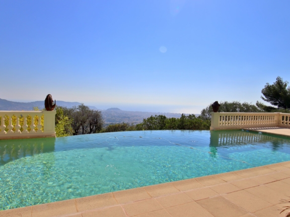 5 Bedroom Villa/House in Nice 18