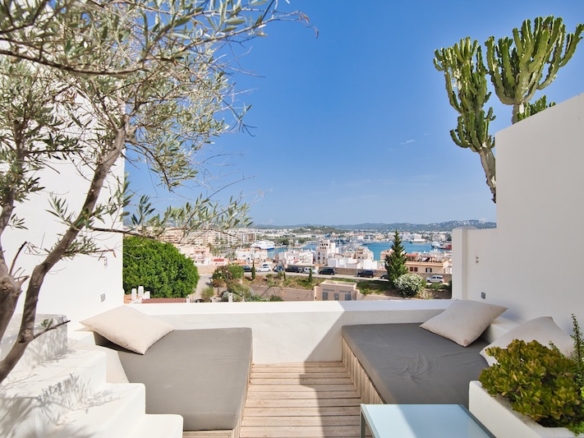 2 Bedroom Villa/House in Ibiza 16