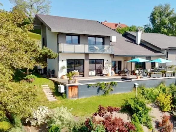 4 Bedroom Villa/House in Annecy 30