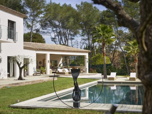 6 Bedroom Villa/House in Mougins 34