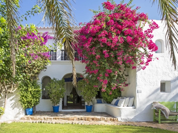 7 Bedroom Villa/House in Sant Rafel De La Creu 32