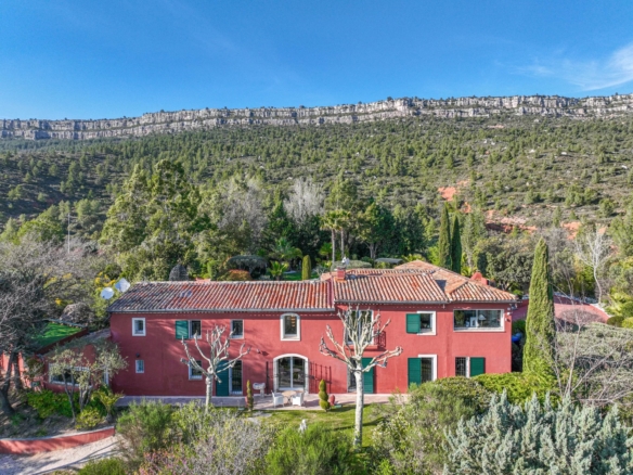 4 Bedroom Villa/House in Aix En Provence 12