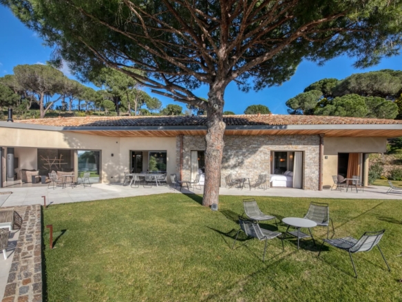 4 Bedroom Villa/House in Ramatuelle 14