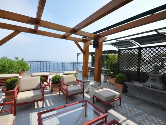2 Bedroom Apartment in Monaco 36