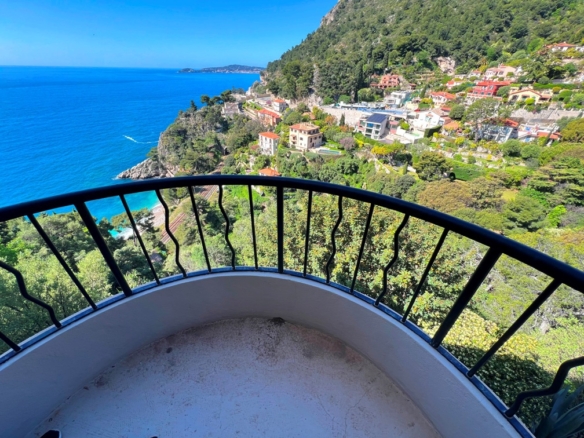 6 Bedroom Villa/House in Eze 28