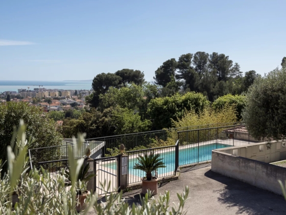 3 Bedroom Apartment in Cagnes Sur Mer 20
