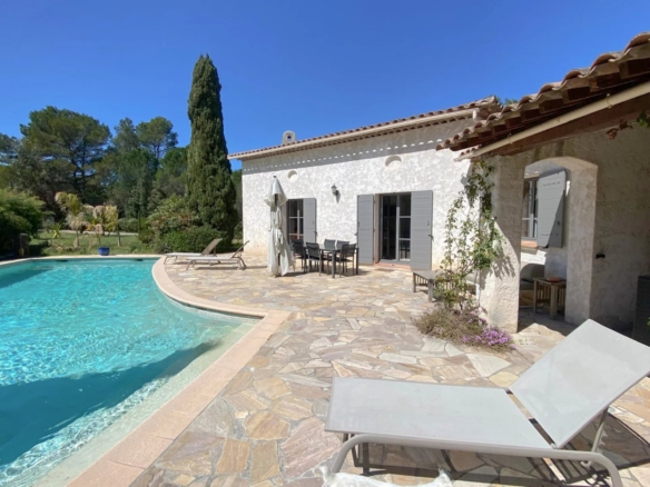 4 Bedroom Villa/House in Puget Sur Argens 32