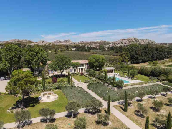 4 Bedroom Villa/House in Maussane Les Alpilles 10