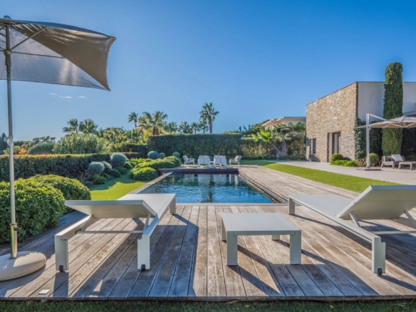 3 Bedroom Villa/House in Grimaud 8