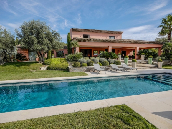 6 Bedroom Villa/House in Grimaud 6