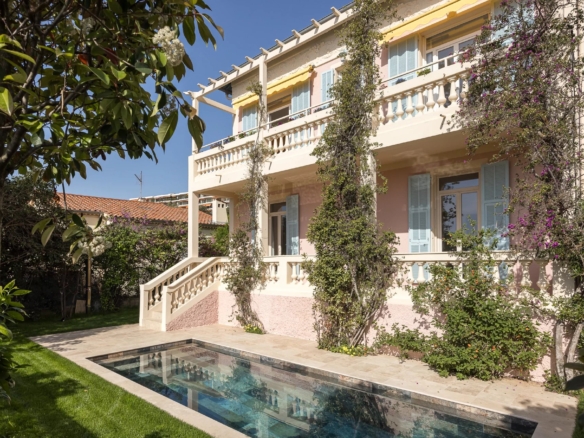 5 Bedroom Villa/House in Nice 26