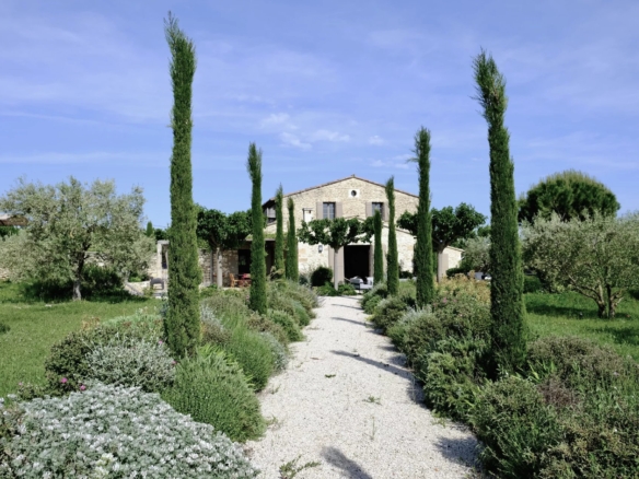 5 Bedroom Villa/House in Gordes 32